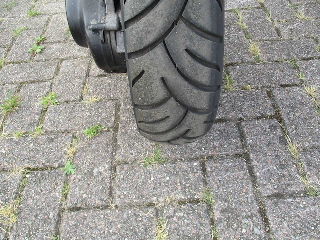 Peugeot - bromscooter 2 takt - speedfight2 a.c. - scooter - afbeelding 9 van  11