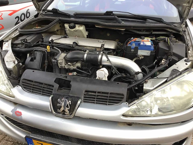 Peugeot - circuitauto 2x - 2.0-16v gti - personenauto (2x) - afbeelding 22 van  24
