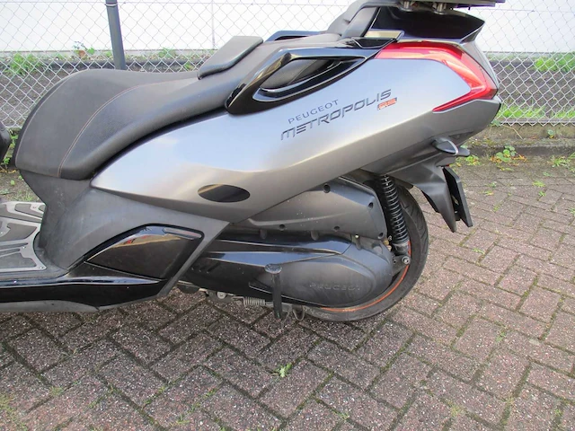 Peugeot - driewieler motorscooter - metropolis rs 400i - motorfiets - afbeelding 8 van  15