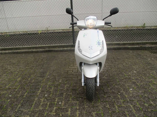 Peugeot - e-bromscooter - new viva city - e-scooter - afbeelding 6 van  12