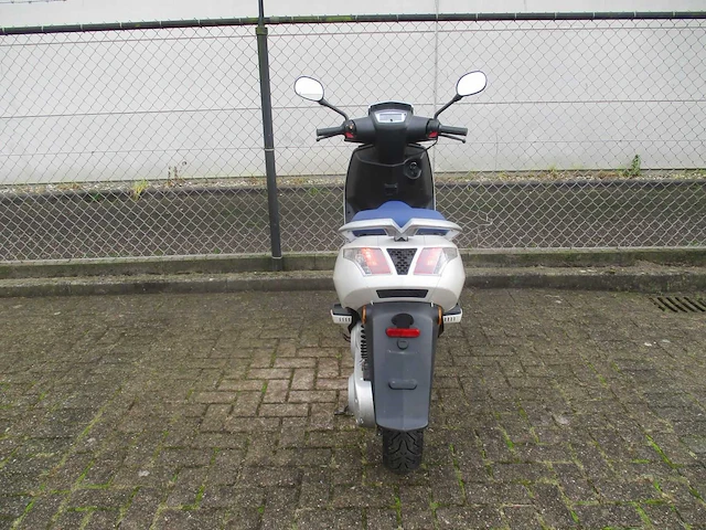 Peugeot - e-bromscooter - new viva city - e-scooter - afbeelding 11 van  12