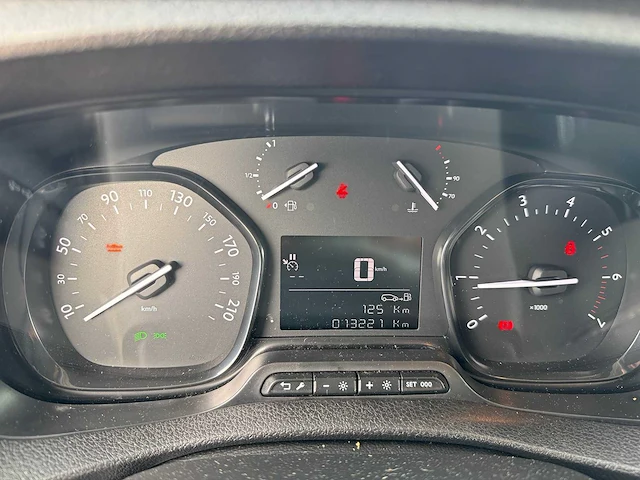 Peugeot - expert - 1.5 bluehdi 120 s&s - vxv-18-z - afbeelding 10 van  23