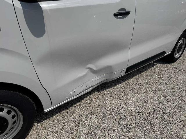 Peugeot - expert - 2.0 bluehdi 145 - vxl-46-h - 2023 - afbeelding 15 van  24