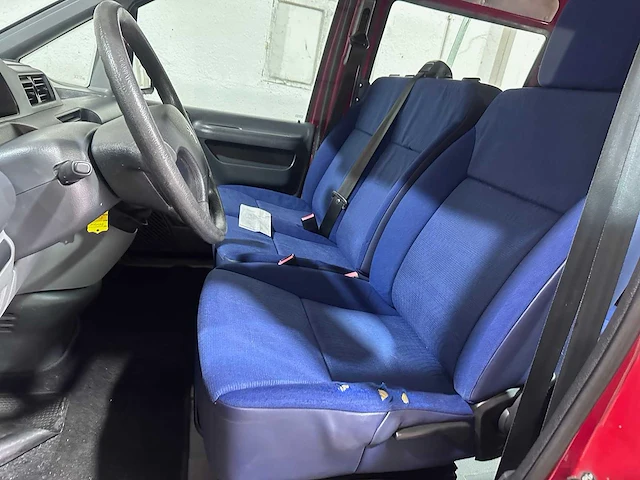 Peugeot - expert - 220c 2.0-16v 9 persoons- 30-pt-vt - afbeelding 6 van  17