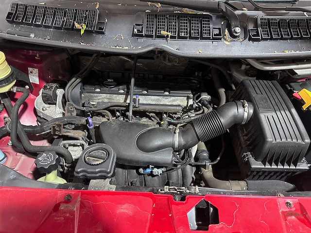 Peugeot - expert - 220c 2.0-16v 9 persoons- 30-pt-vt - afbeelding 8 van  17
