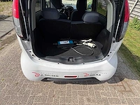 Peugeot - ion - active - car - 2011 - afbeelding 8 van  23