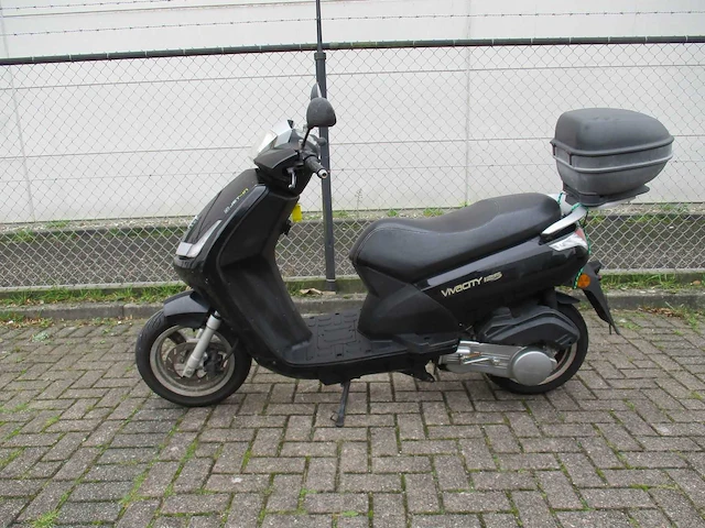 Peugeot - motorscooter - new viva city 125 - motorfiets - afbeelding 1 van  9