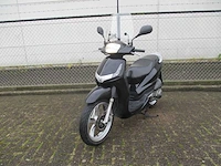 Peugeot - motorscooter - tweet 125 - motorfiets - afbeelding 4 van  11