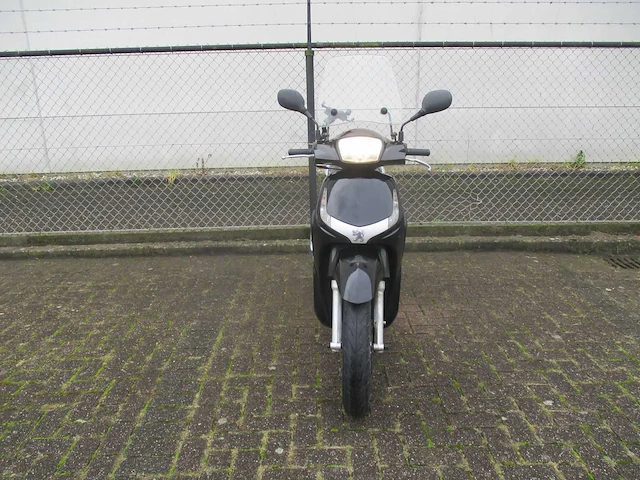 Peugeot - motorscooter - tweet 125 - motorfiets - afbeelding 5 van  11