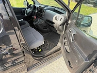 Peugeot - partner - 120 1.6 bluehdi l1pr - vr-855-h - 2015 - afbeelding 11 van  22
