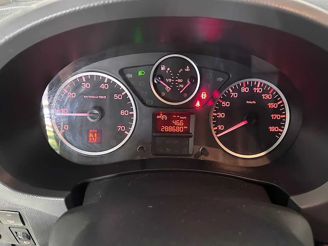 Peugeot - partner - 120 1.6ehdi xt pr+, automaat - vd-786-t - afbeelding 4 van  16