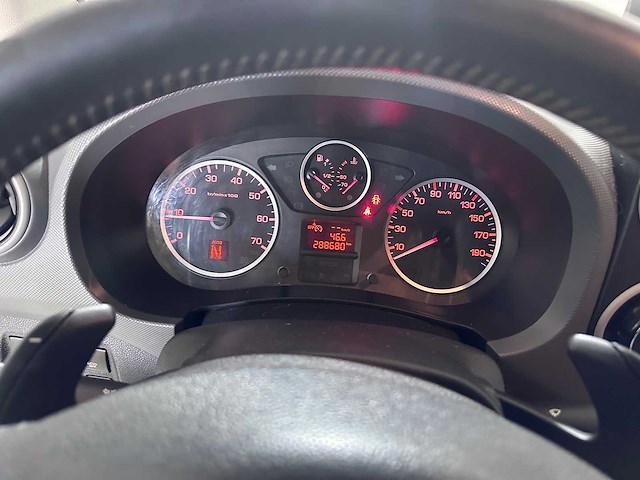 Peugeot - partner - 120 1.6ehdi xt pr+, automaat - vd-786-t - afbeelding 2 van  16