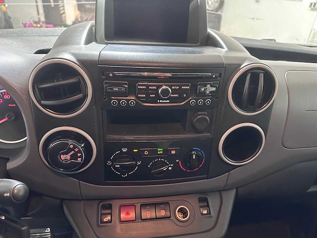 Peugeot - partner - 120 1.6ehdi xt pr+, automaat - vd-786-t - afbeelding 5 van  16