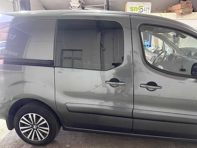 Peugeot - partner - 120 1.6ehdi xt pr+, automaat - vd-786-t - afbeelding 8 van  16