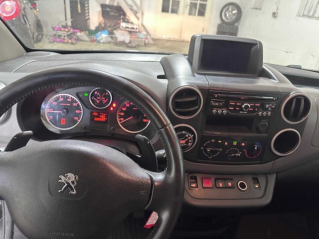 Peugeot - partner - 120 1.6ehdi xt pr+, automaat - vd-786-t - afbeelding 16 van  16