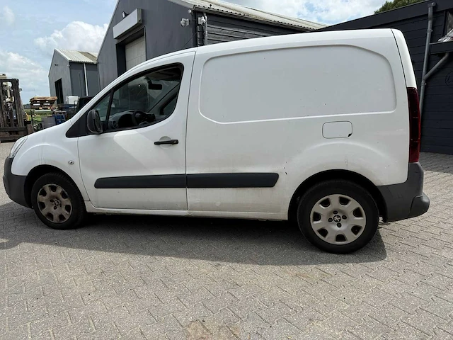 Peugeot - partner - 122 1.6 hdi l1 xr - bedrijfswagen - afbeelding 15 van  21