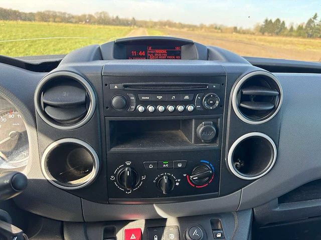 Peugeot - partner - 122 1.6 hdi l2xt pr+ - 6-vnn-32 - 2011 - afbeelding 3 van  12