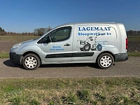 Peugeot - partner - 122 1.6 hdi l2xt pr+ - 6-vnn-32 - 2011 - afbeelding 11 van  12