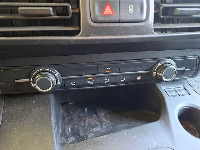 Peugeot - partner - 1.5 bluehdi pro - bedrijfswagen - afbeelding 5 van  24