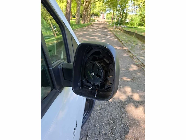 Peugeot - partner - 1.5 bluehdi pro - bedrijfswagen - afbeelding 15 van  24