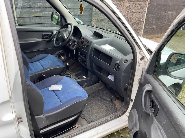 Peugeot - partner - 170c 1.9 d avant.500 - bedrijfswagen - afbeelding 8 van  19