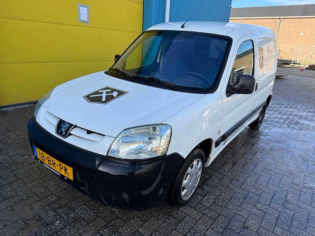Peugeot - partner - 170c 1.9 d avantage - bouwjaar: 2004 18-br-pk - afbeelding 1 van  11