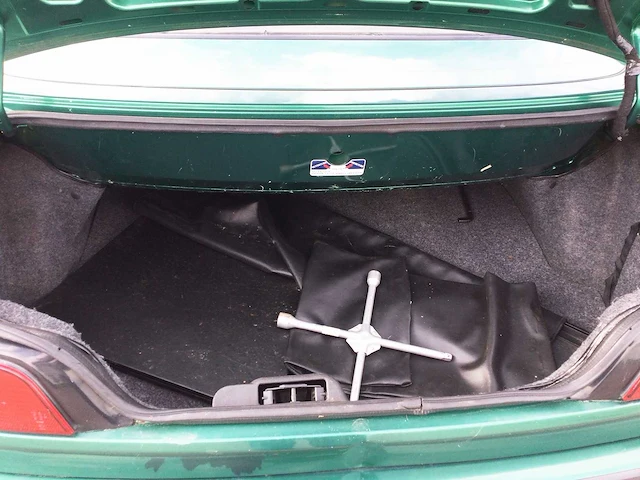 Peugeot - roland-garros cabrio - 306 - oldtimer - afbeelding 14 van  21