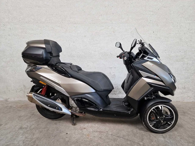 Peugeot - scooter - metropolis allure - 4t 400cc autorijbewijs n110gr - afbeelding 2 van  9