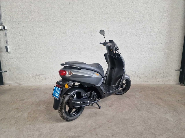 Peugeot - snorscooter - kisbee 4t - 25km uitvoering f367vh - afbeelding 5 van  7