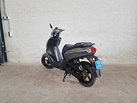 Peugeot - snorscooter - kisbee 4t - 25km uitvoering f367vh - afbeelding 6 van  7
