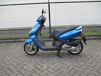 Peugeot - snorscooter - kisbee 4t - scooter - afbeelding 1 van  11