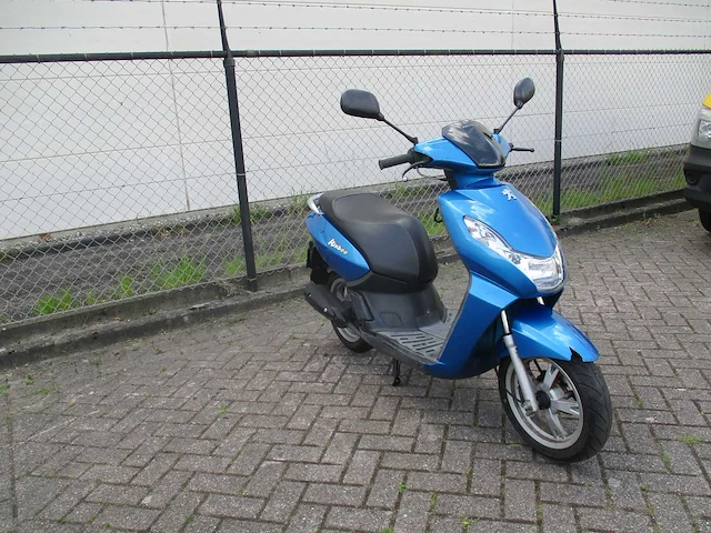 Peugeot - snorscooter - kisbee 4t - scooter - afbeelding 7 van  11