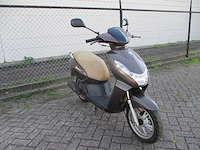 Peugeot - snorscooter - kisbee 4t - scooter - afbeelding 7 van  11