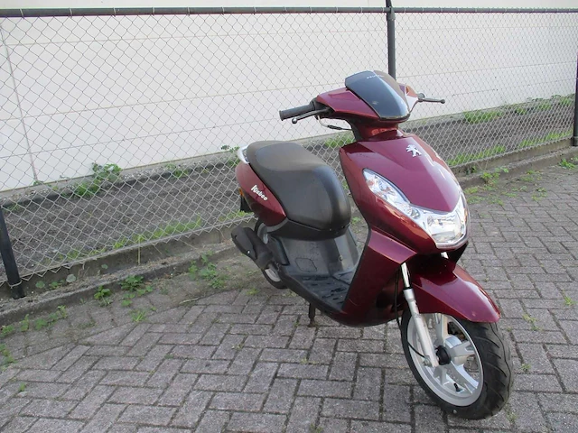 Peugeot - snorscooter - kisbee 4t - scooter - afbeelding 7 van  11