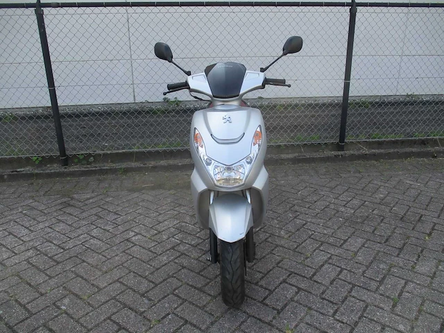 Peugeot - snorscooter - kisbee 4t injectie - scooter - afbeelding 5 van  11