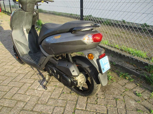 Peugeot - snorscooter - kisbee rs 4t - scooter - afbeelding 2 van  11