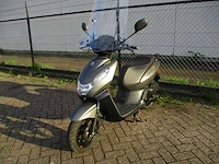 Peugeot - snorscooter - kisbee rs 4t - scooter - afbeelding 4 van  11