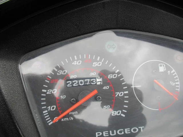 Peugeot - snorscooter - kisbee rs injectie - scooter - afbeelding 3 van  11