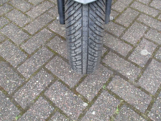 Peugeot - snorscooter - kisbee rs injectie - scooter - afbeelding 6 van  11
