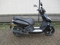 Peugeot - snorscooter - kisbee rs injectie - scooter - afbeelding 7 van  10