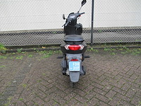 Peugeot - snorscooter - kisbee rs injectie - scooter - afbeelding 9 van  10