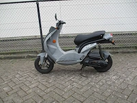 Peugeot - snorscooter - ludix one 2 takt - scooter - afbeelding 1 van  11