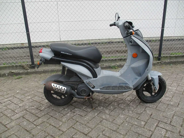 Peugeot - snorscooter - ludix one 2 takt - scooter - afbeelding 8 van  11