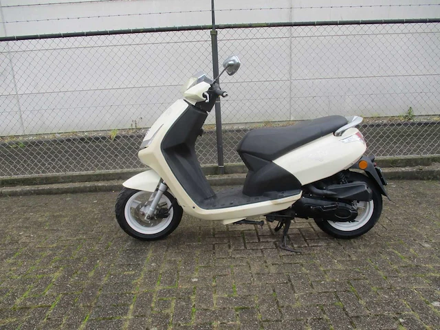 Peugeot - snorscooter - new viva city sixties - scooter - afbeelding 1 van  12