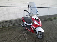 Peugeot - snorscooter - speedfight 3 - scooter - afbeelding 7 van  11