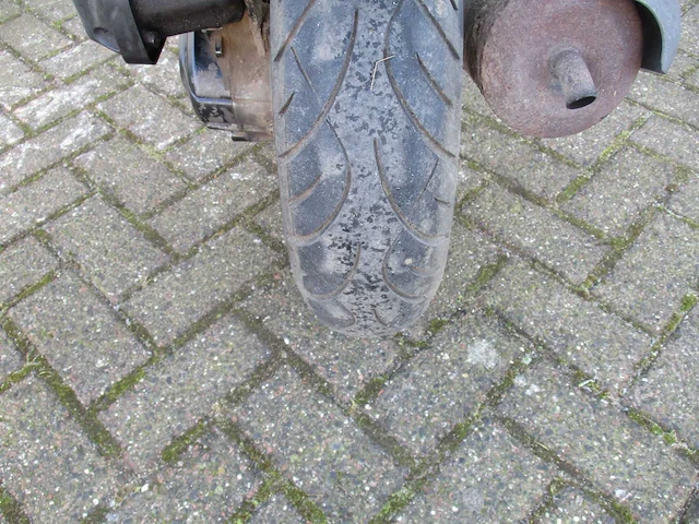 Peugeot - snorscooter - speedfight 3 - scooter - afbeelding 11 van  11