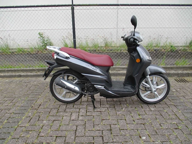 Peugeot - snorscooter - tweet - scooter - afbeelding 8 van  11