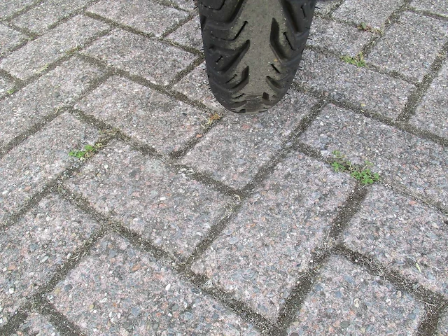 Peugeot - snorscooter - tweet evo - scooter - afbeelding 11 van  11