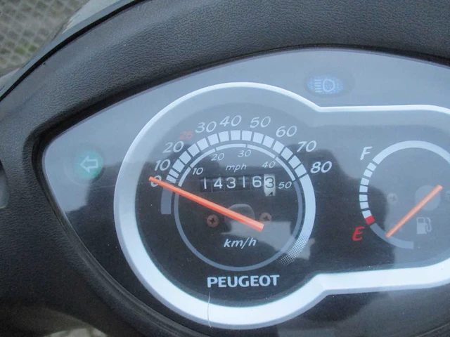 Peugeot - snorscooter - tweet rs - scooter - afbeelding 4 van  13