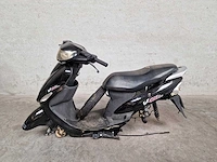 Peugeot - snorscooter - v click - 4t 25km uitvoering f975gb - afbeelding 1 van  11